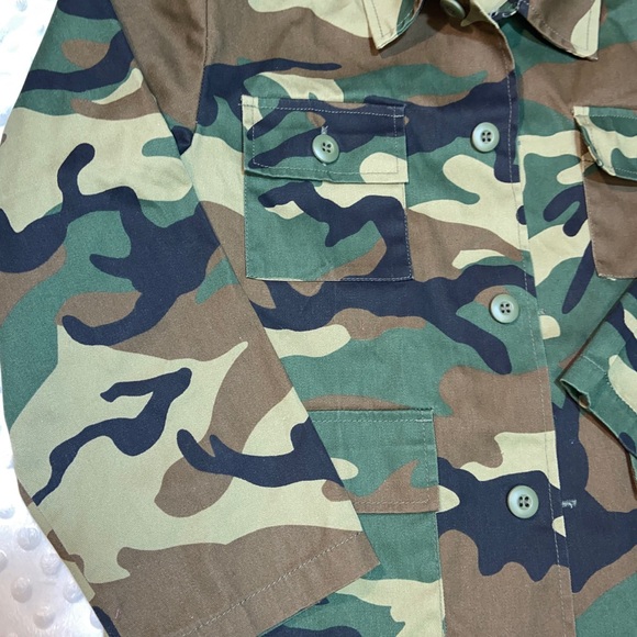 Boys Camo Button Up size 16 - Picture 5 of 7